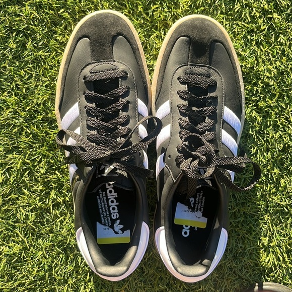 NWT Adidas Sambas - Picture 6 of 8